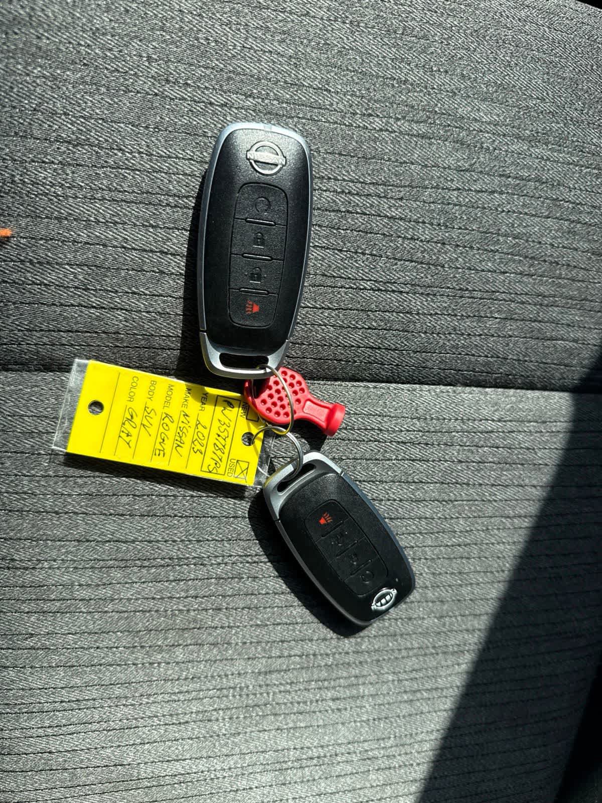Used 2023 Nissan Rogue SV AWD/4WD image 21