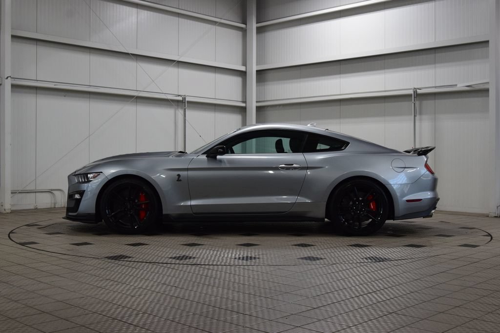Used 2022 Ford Mustang Shelby GT500 RWD image 4