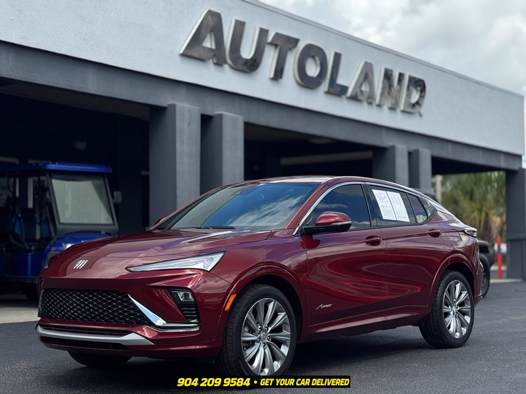 Used 2025 Buick Envista Sport Touring FWD image 2