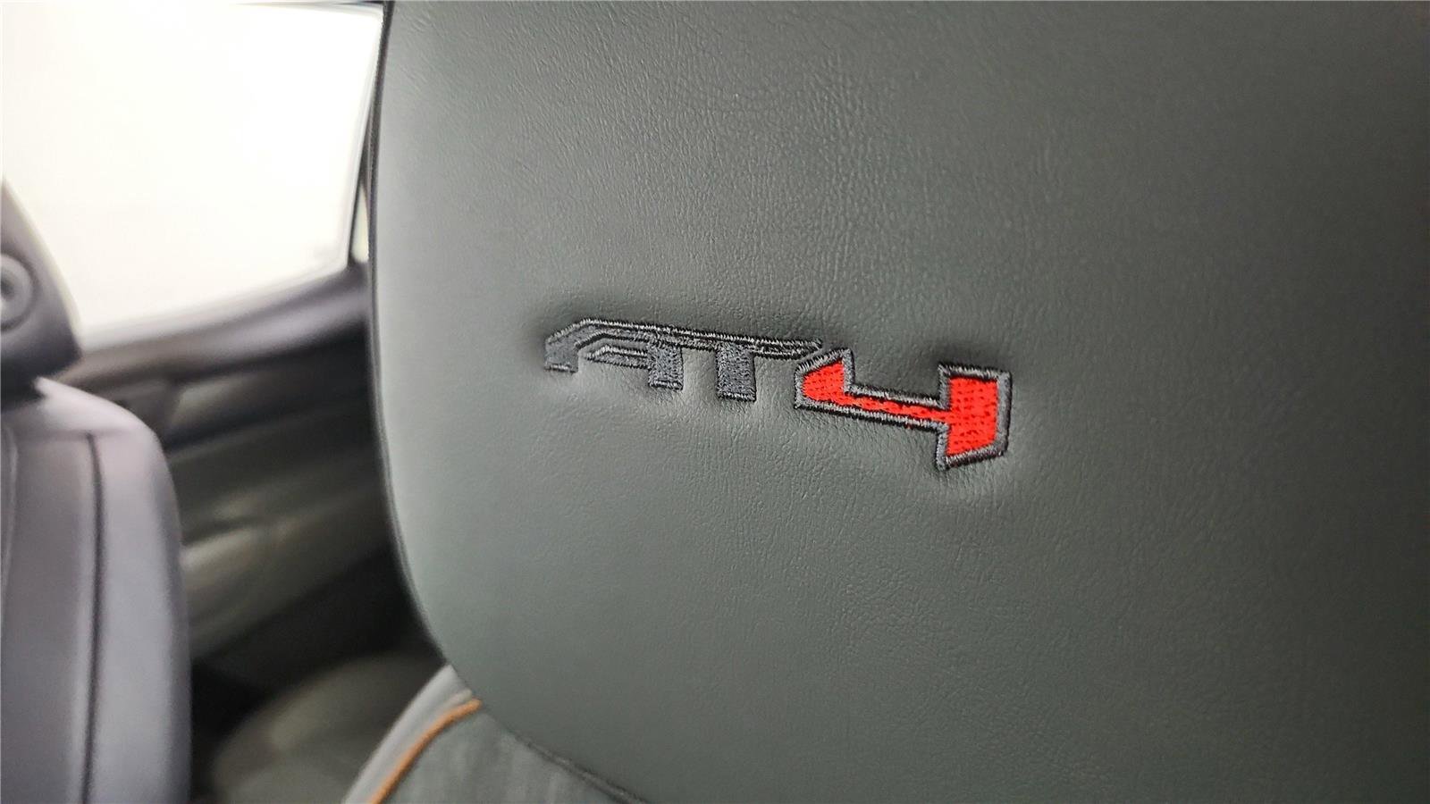 New 2026 GMC Terrain AT4 image 28