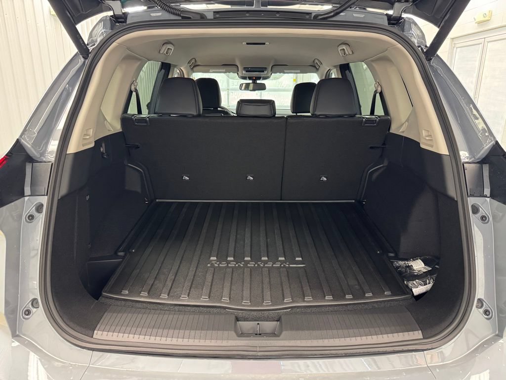New 2026 Nissan Rogue SV w/ Rock Creek Premium Package AWD/4WD image 23