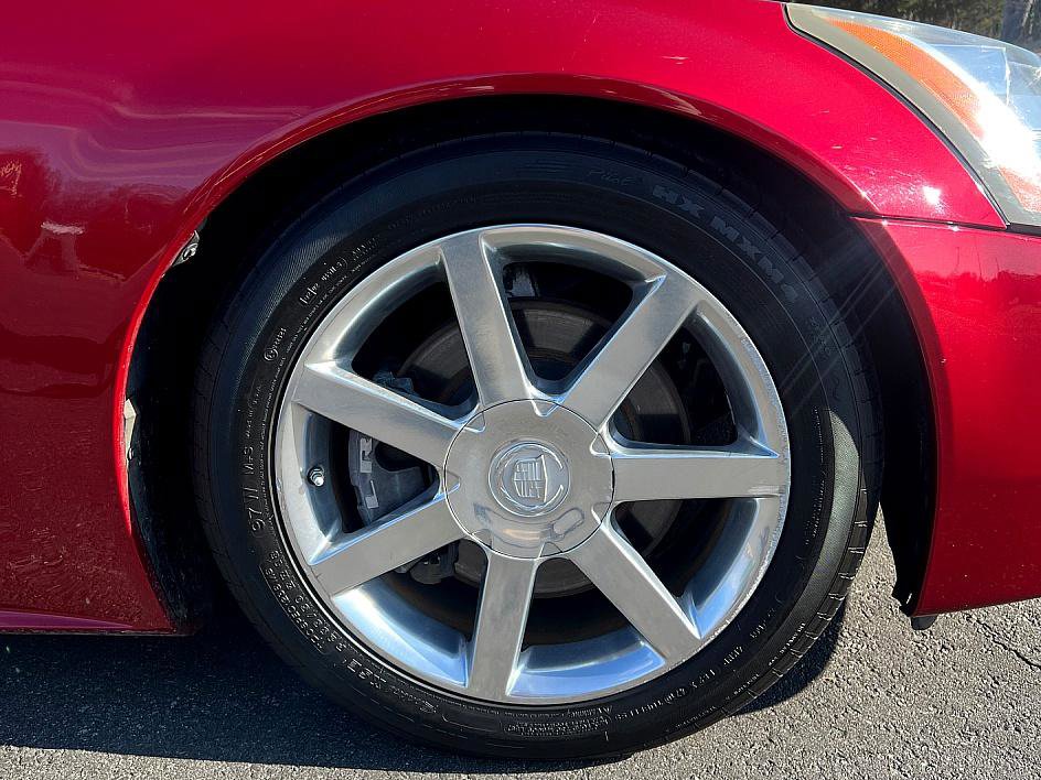 Used 2004 Cadillac XLR image 22