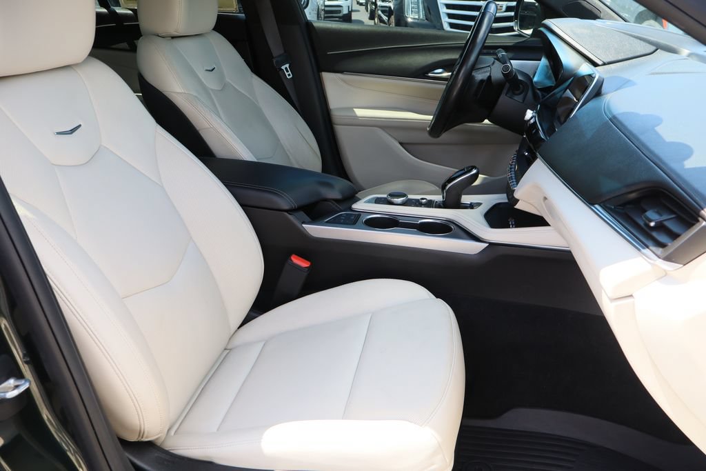 Certified 2020 Cadillac CT4 Premium Luxury AWD/4WD image 28