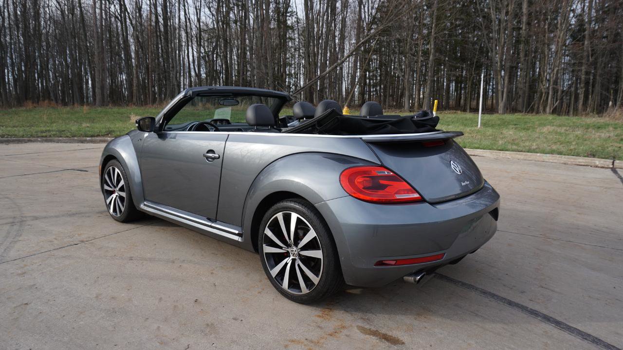 Used 2014 Volkswagen Beetle R-Line image 3