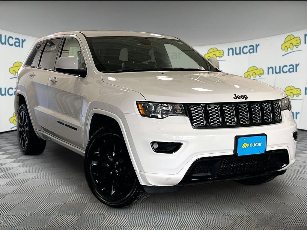 Used 2018 Jeep Grand Cherokee Altitude AWD/4WD image 1