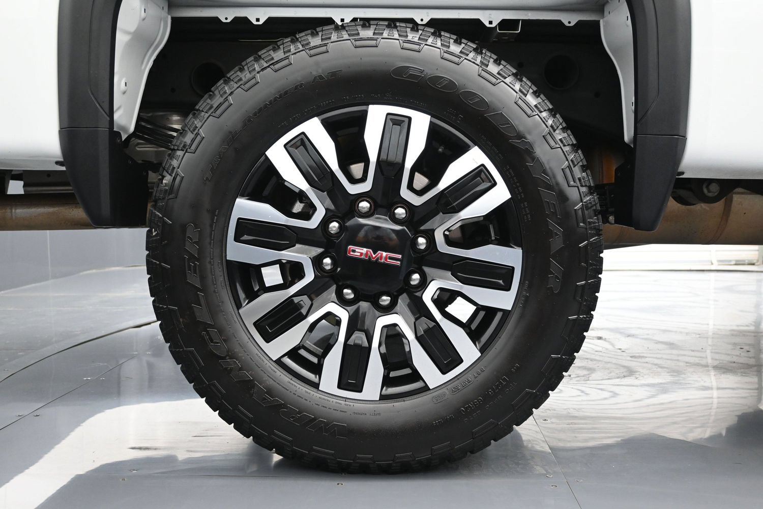 Used 2024 GMC Sierra 2500 Pro w/ Convenience Package RWD image 15