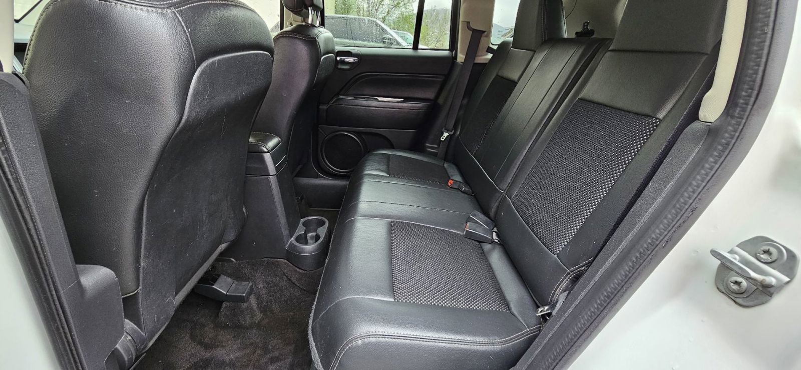 Used 2017 Jeep Compass Latitude image 11