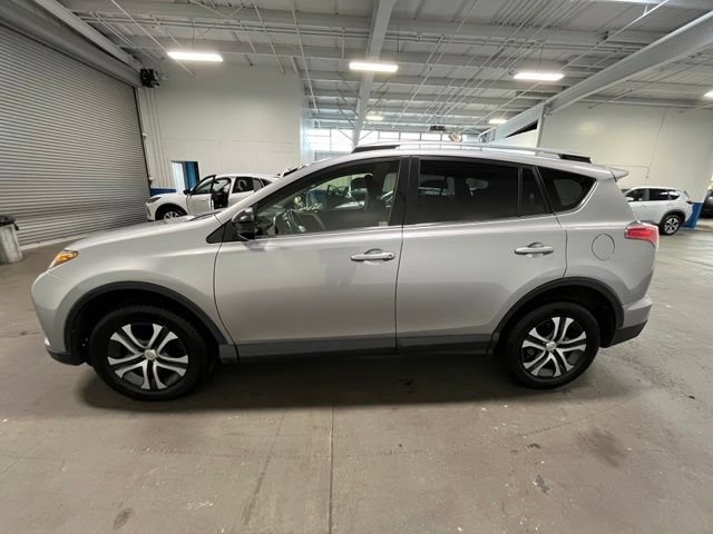 Used 2018 Toyota RAV4 LE w/ All Weather Liner Package AWD/4WD image 6
