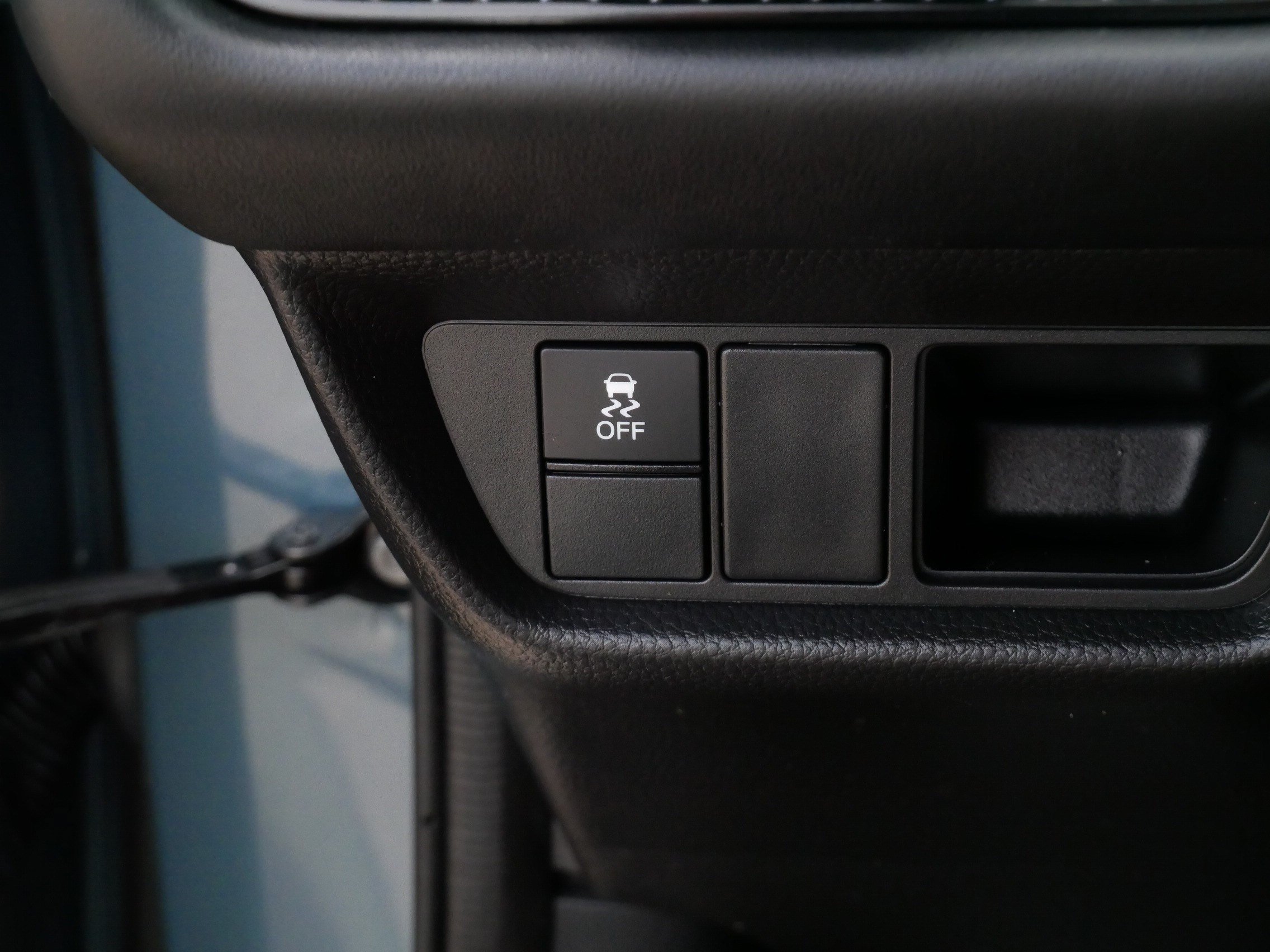 Certified 2024 Honda HR-V Sport image 28