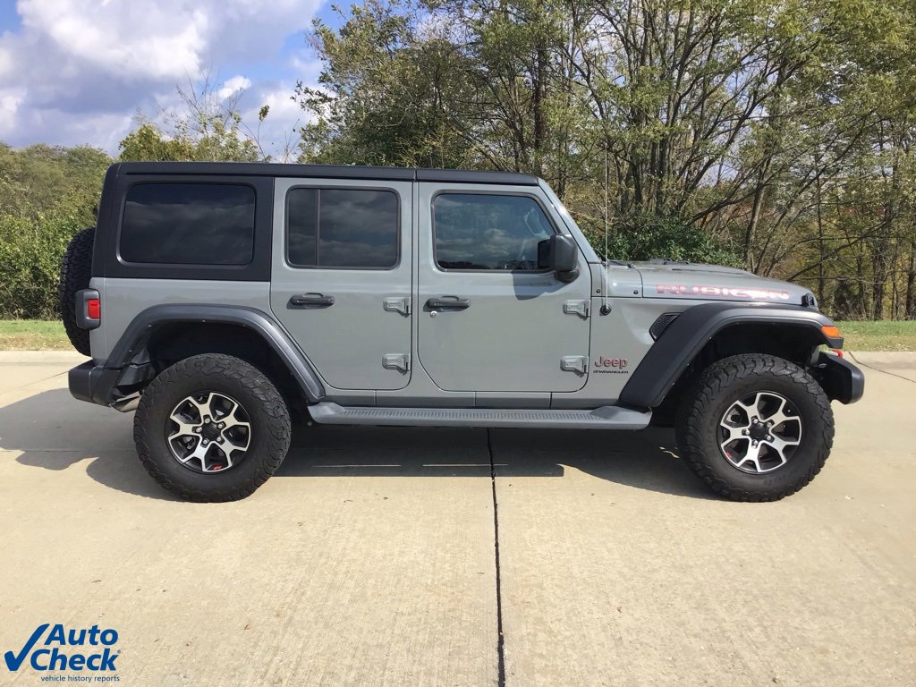 Used 2023 Jeep Wrangler Unlimited Rubicon image 2