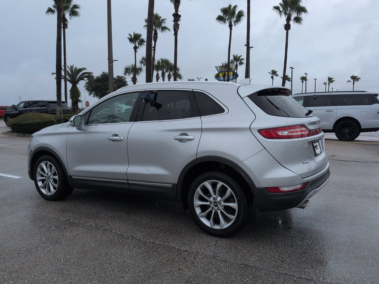 Certified 2019 Lincoln MKC Select w/ Select Plus Package FWD image 6