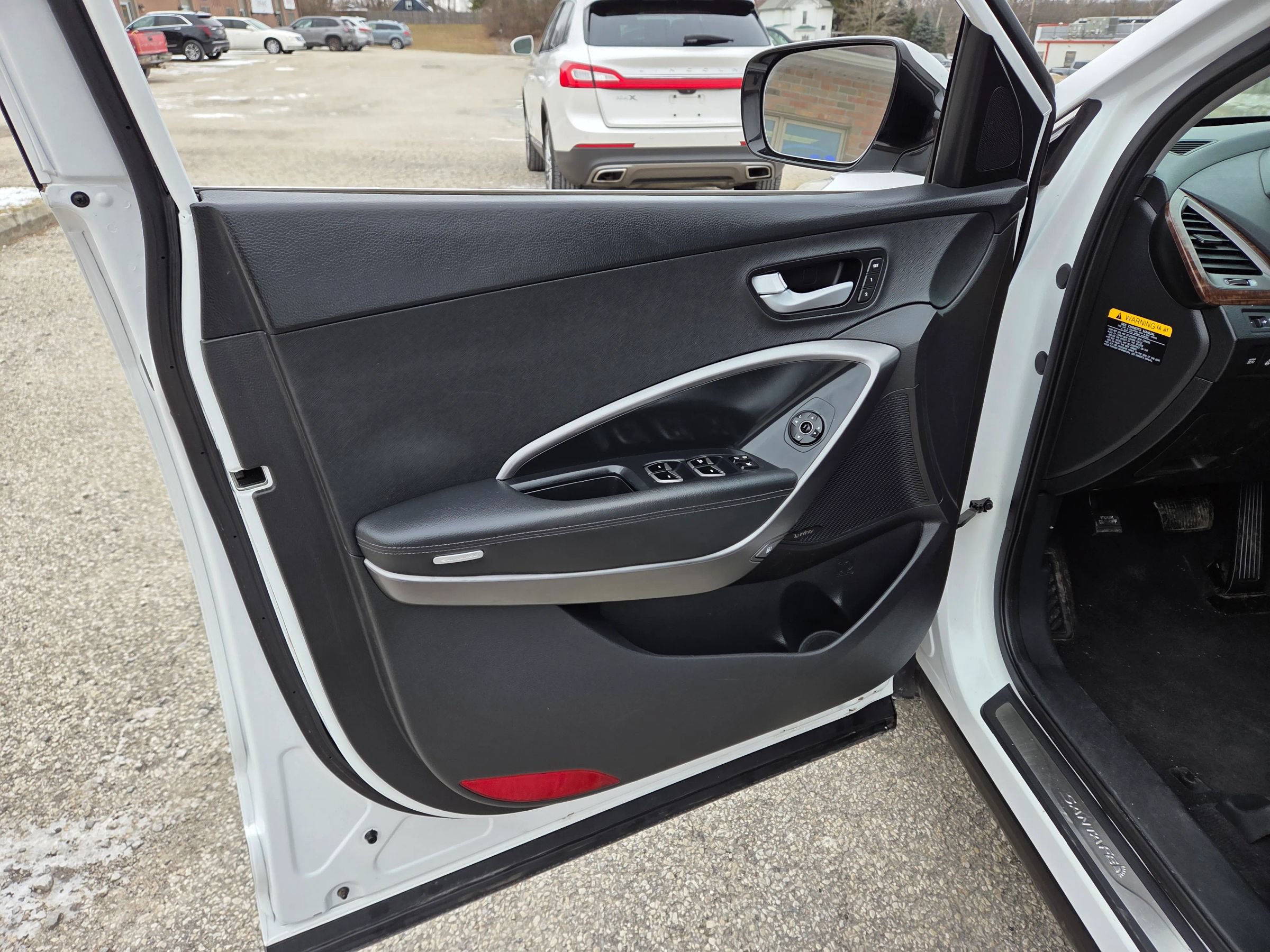 Used 2014 Hyundai Santa Fe Sport 2.0T w/ Technology Package 05 FWD image 12