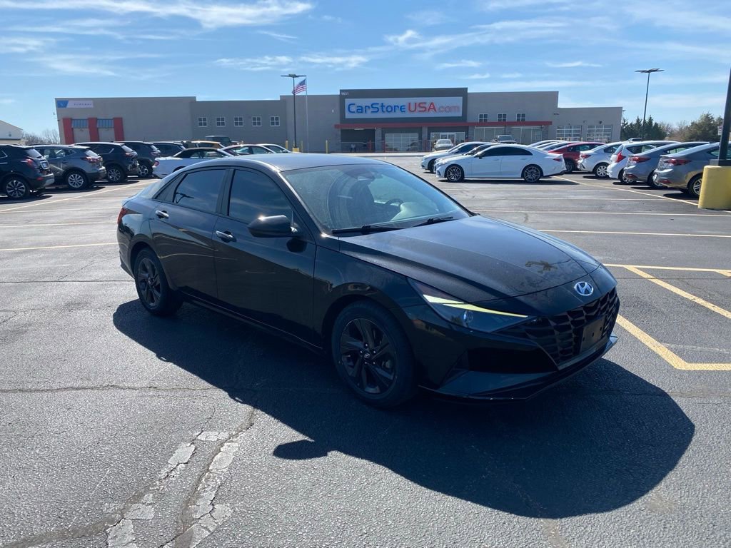 Used 2021 Hyundai Elantra SEL w/ Convenience Package