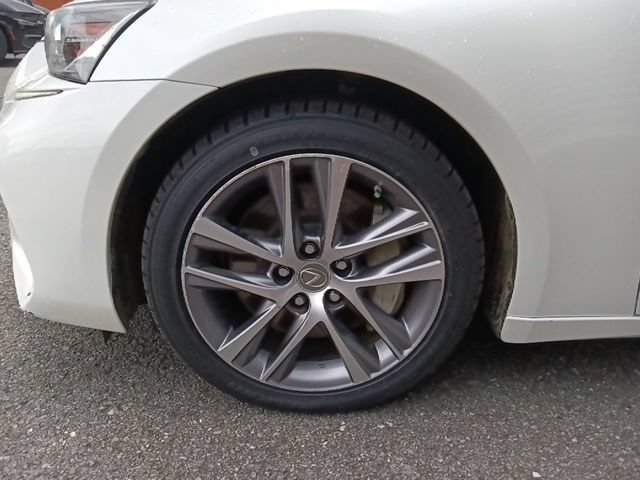Used 2018 Lexus IS 300 w/ Accessory Package 2 RWD image 11