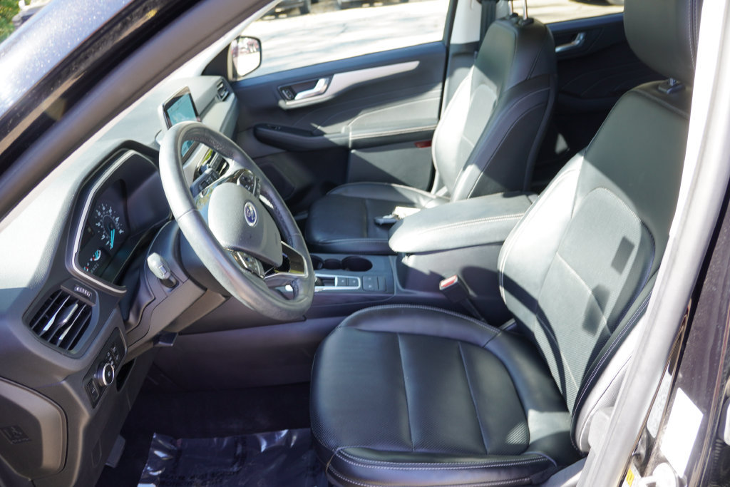 Used 2022 Ford Escape SEL AWD/4WD image 15
