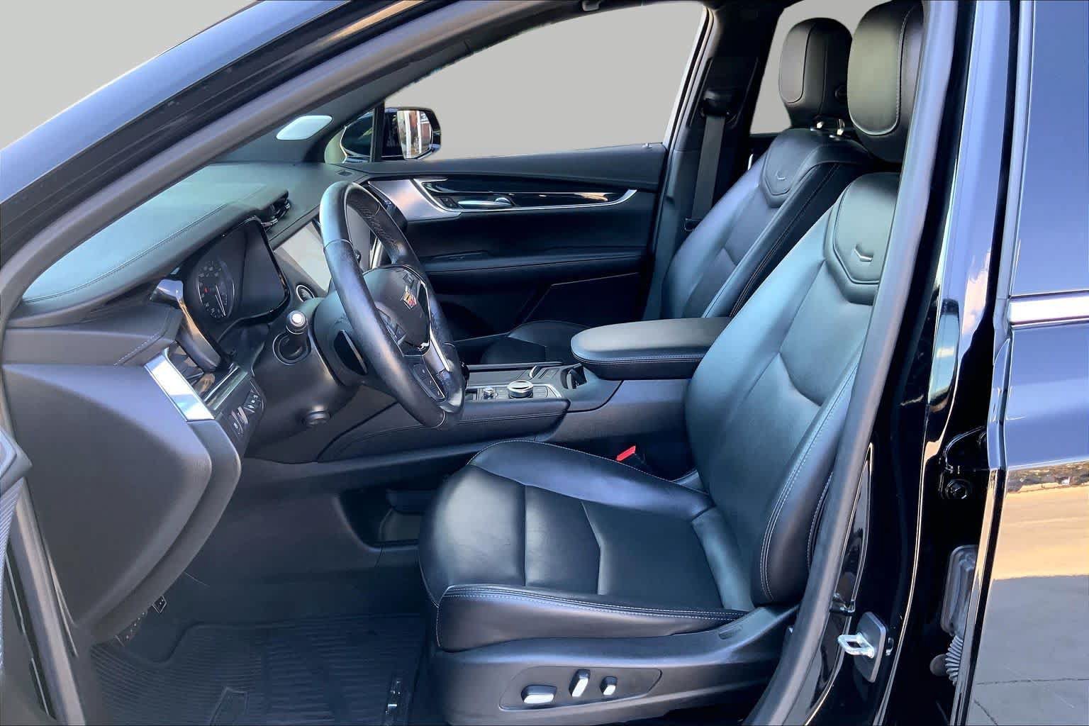 Used 2020 Cadillac XT5 Premium Luxury AWD/4WD image 8
