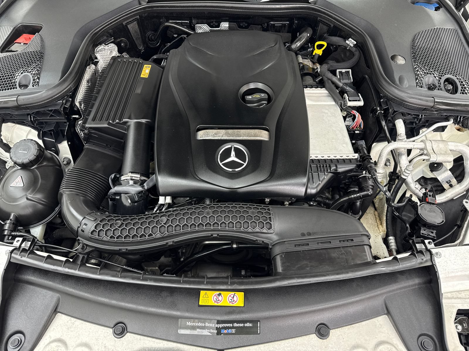 Used 2017 Mercedes-Benz E 300 4MATIC image 54