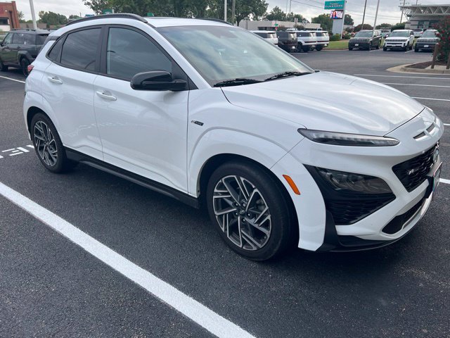 Used 2022 Hyundai Kona N Line w/ Tech Package FWD image 5