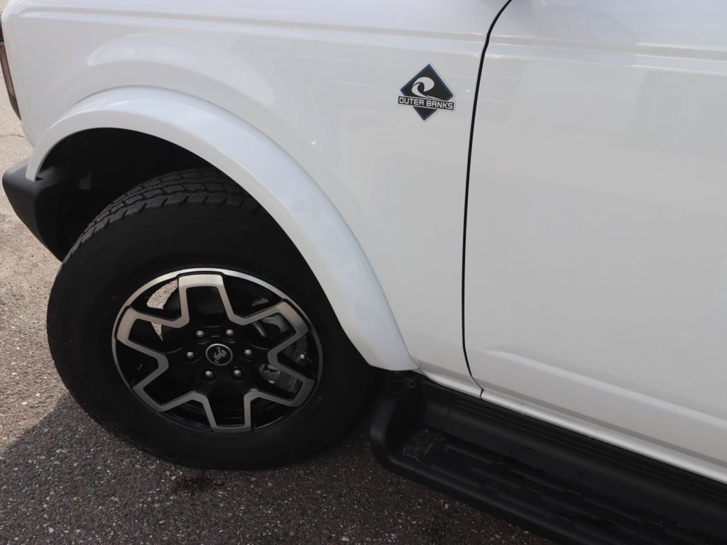 New 2026 Ford Bronco Outer Banks AWD/4WD image 4