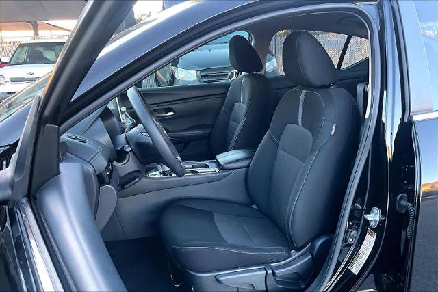 Certified 2025 Nissan Sentra SV image 7