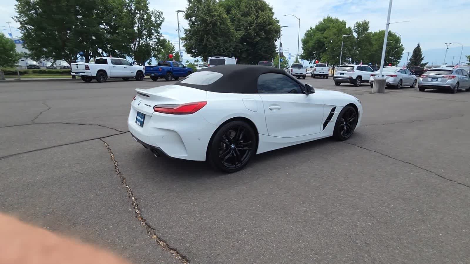 Used 2026 BMW Z4 sDrive30i RWD image 8