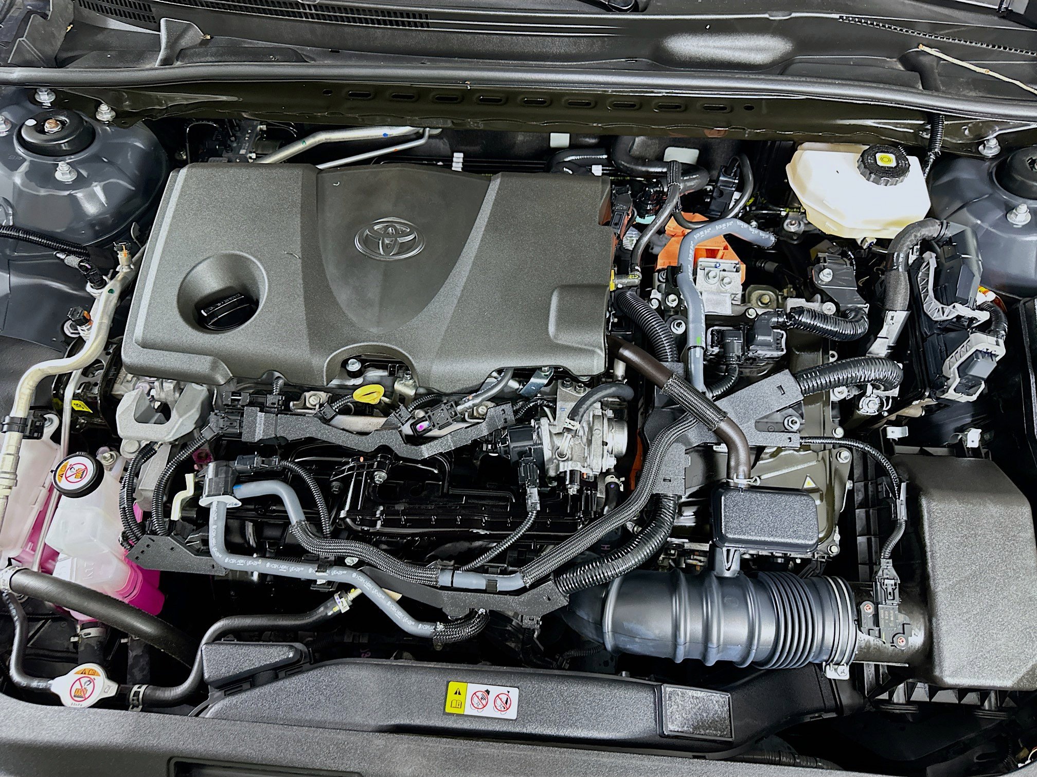 Used 2025 Toyota Camry LE w/ Convenience Package image 32