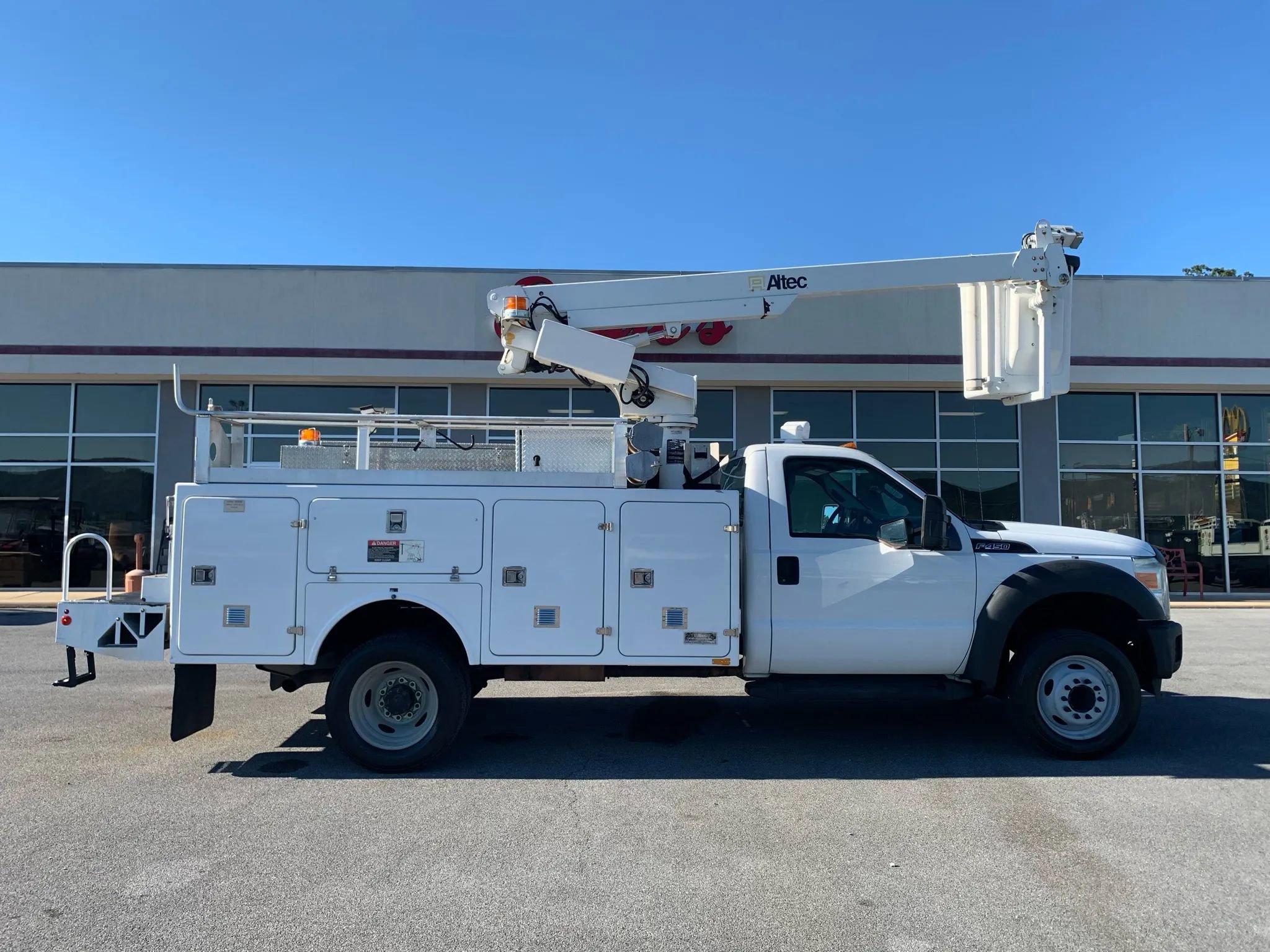 Used 2013 Ford F450 XL w/ Snow Plow Prep Pkg RWD image 49