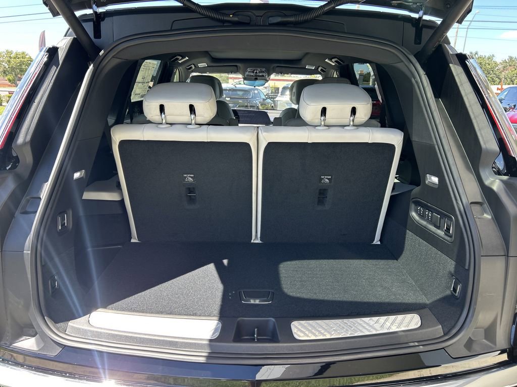 New 2026 Cadillac Vistiq Luxury image 10