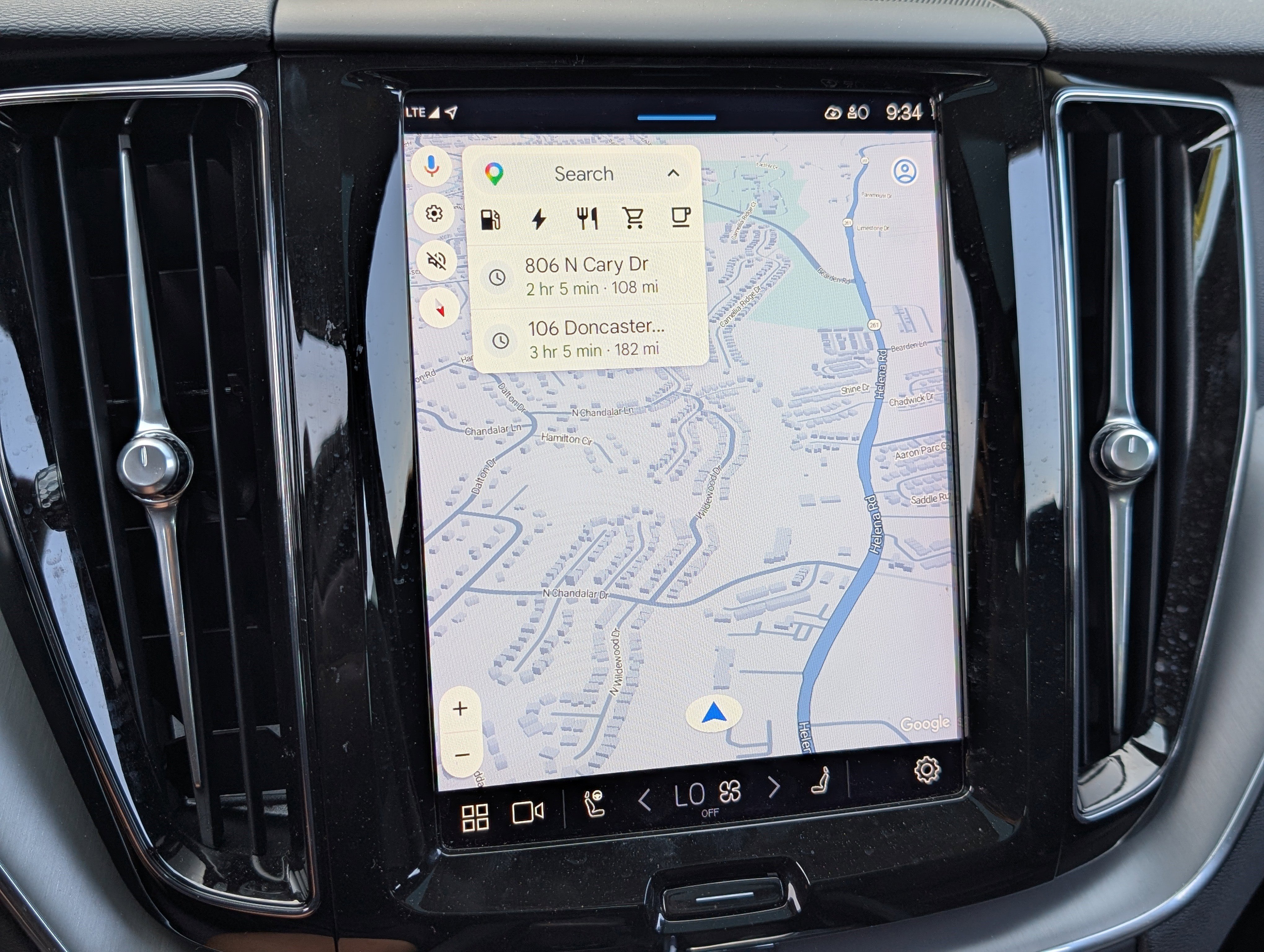 Used 2023 Volvo XC60 T8 Core image 27