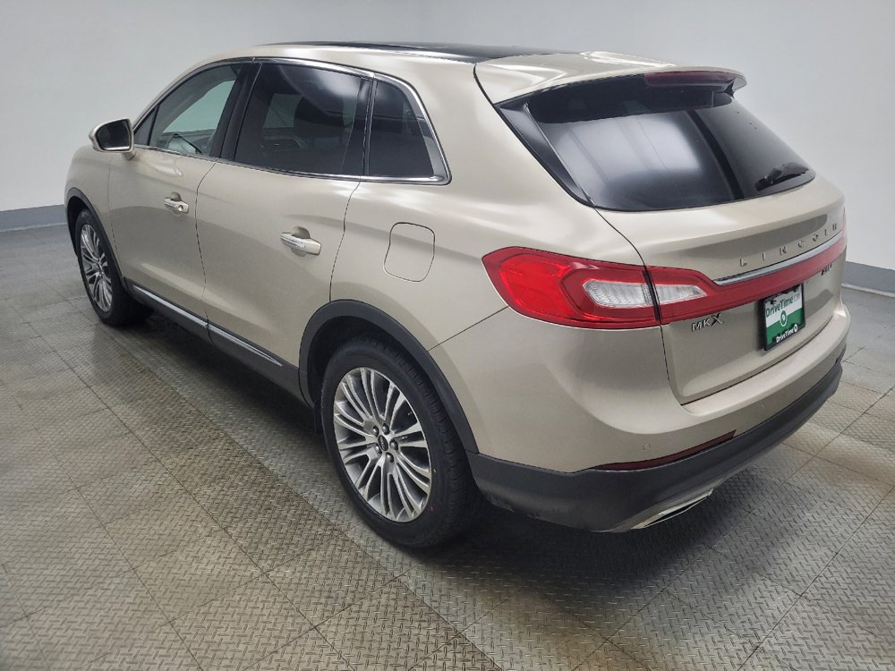 Used 2017 Lincoln MKX Reserve w/ Lincoln MKX Climate Package image 3