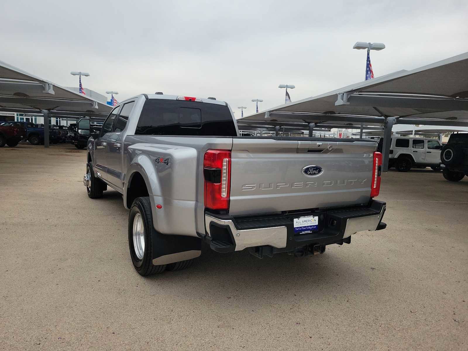 Used 2024 Ford F350 Lariat AWD/4WD image 6