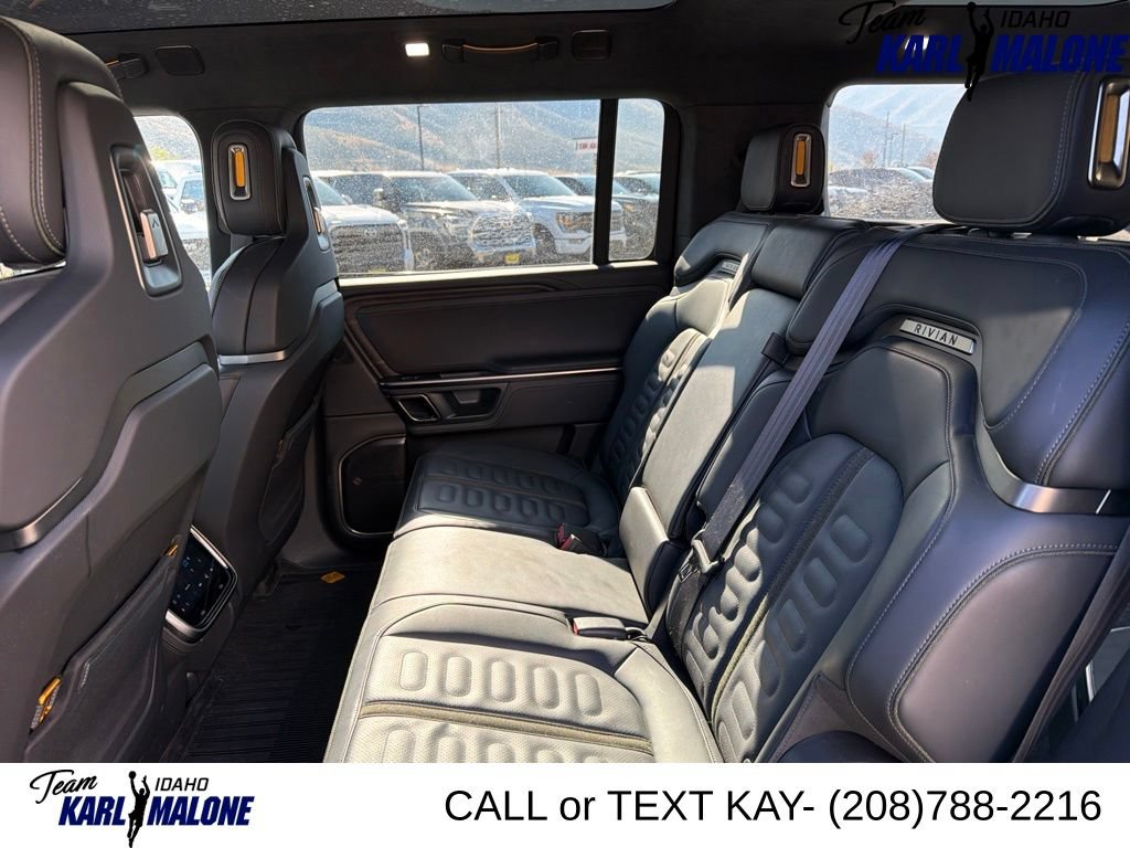 Used 2023 Rivian R1S Adventure AWD/4WD image 20