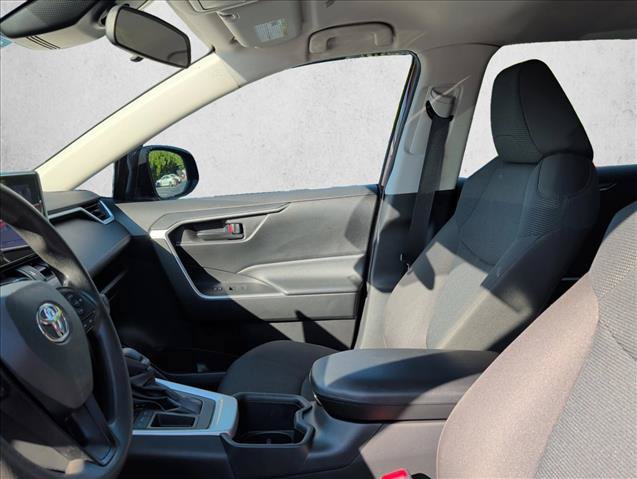 Used 2023 Toyota RAV4 LE FWD image 10