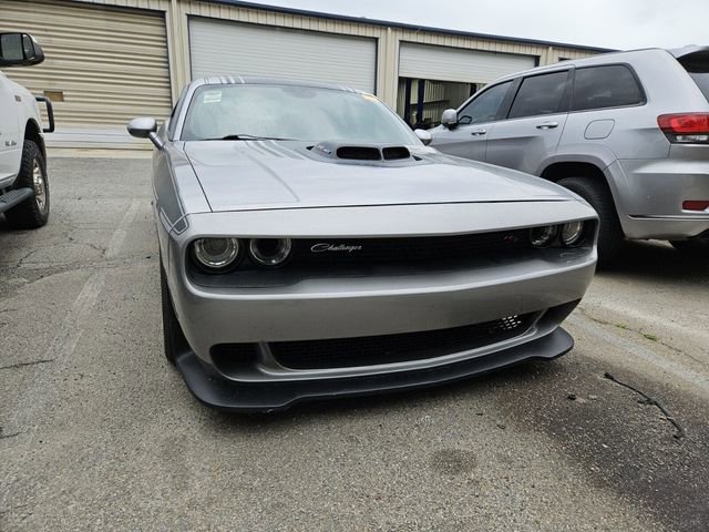Used 2016 Dodge Challenger R/T Scat Pack RWD image 4