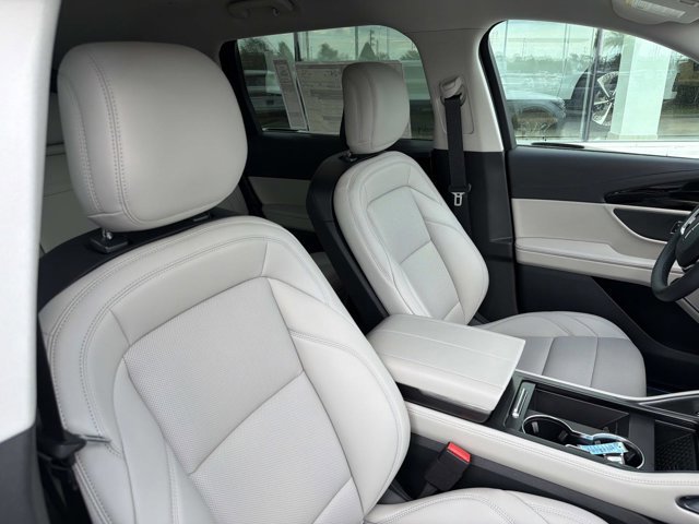 New 2026 Lincoln Nautilus Premier image 19