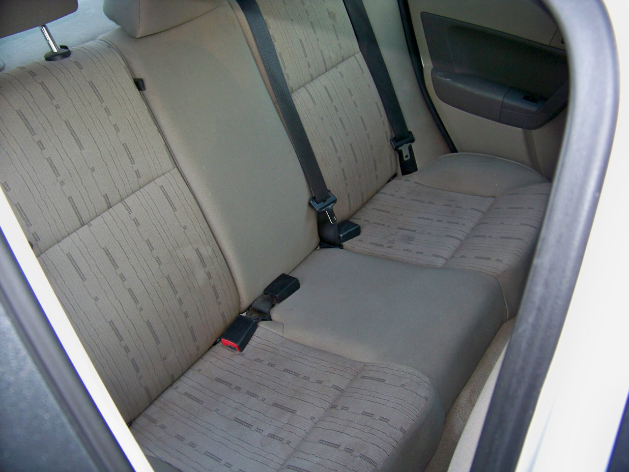 Used 2010 Ford Focus SE image 37