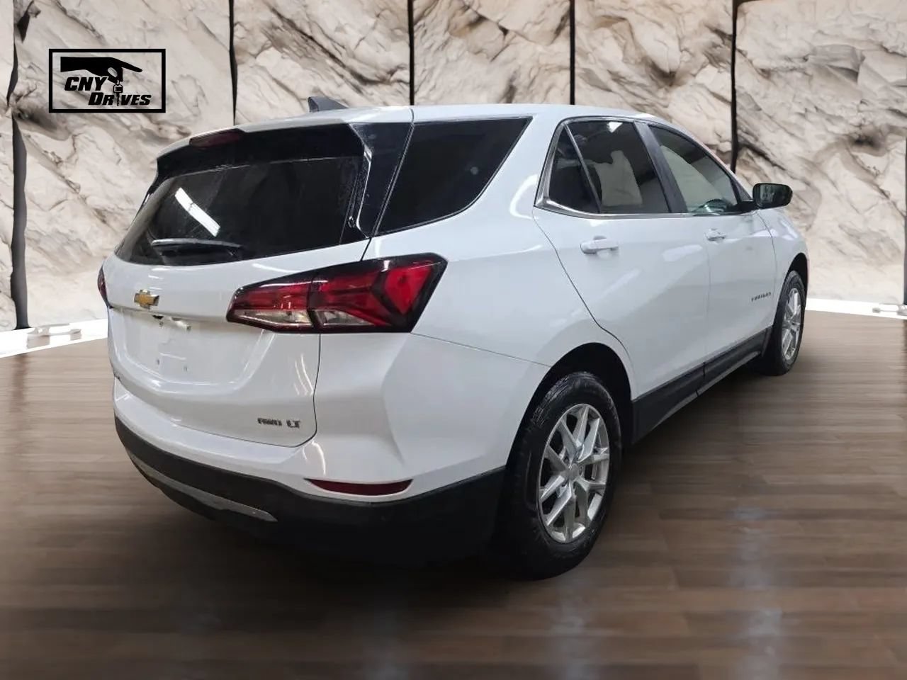 Used 2022 Chevrolet Equinox LT AWD/4WD image 5