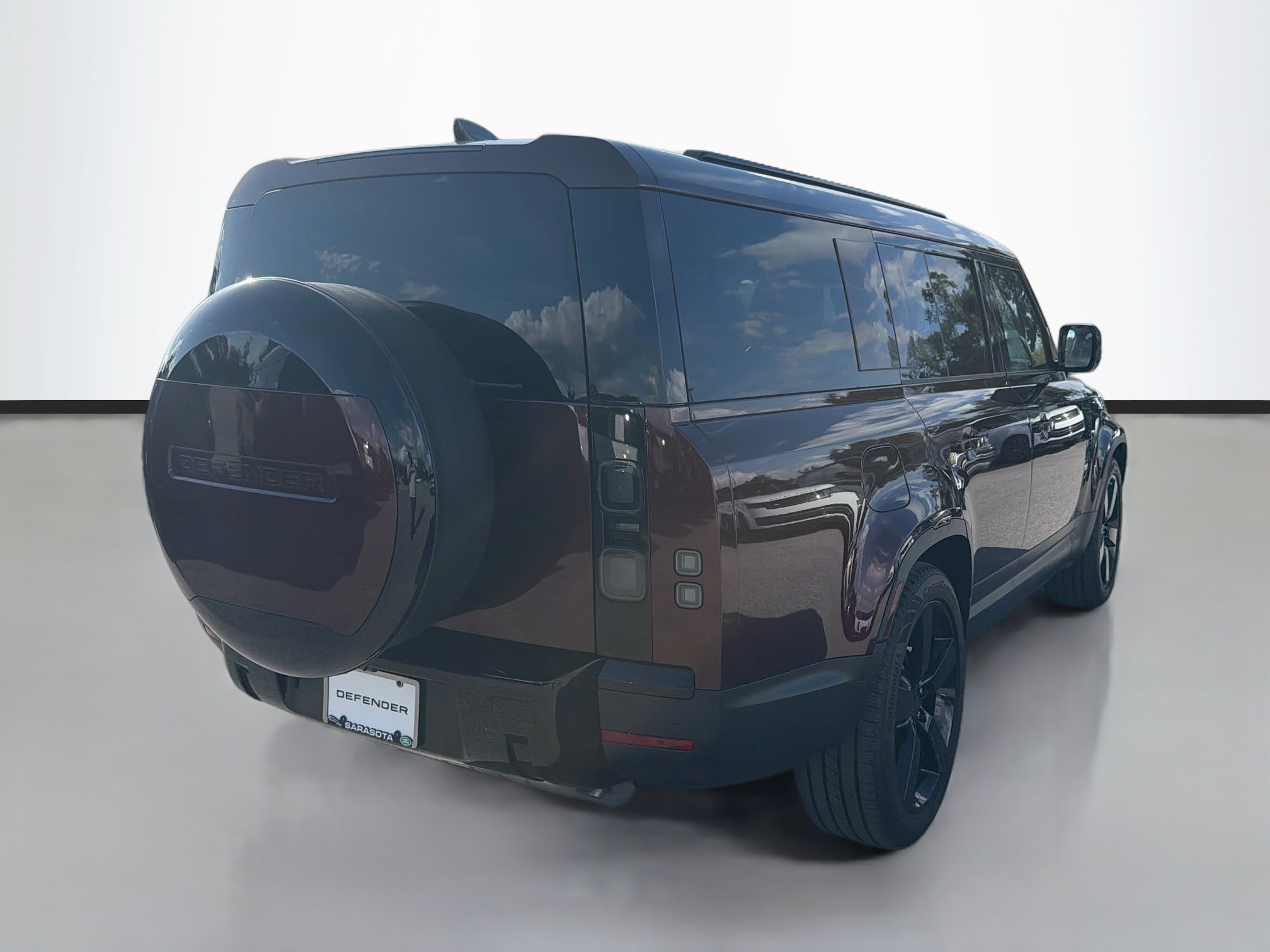 Used 2026 Land Rover Defender 130 S AWD/4WD image 5