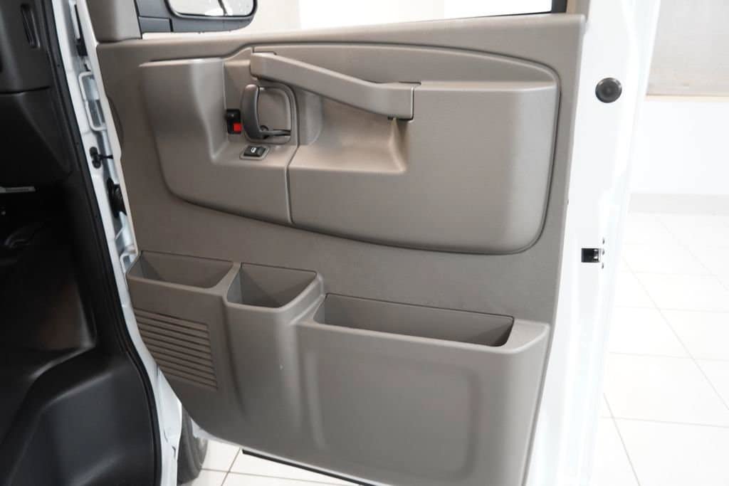 New 2026 Chevrolet Express 2500 RWD image 23