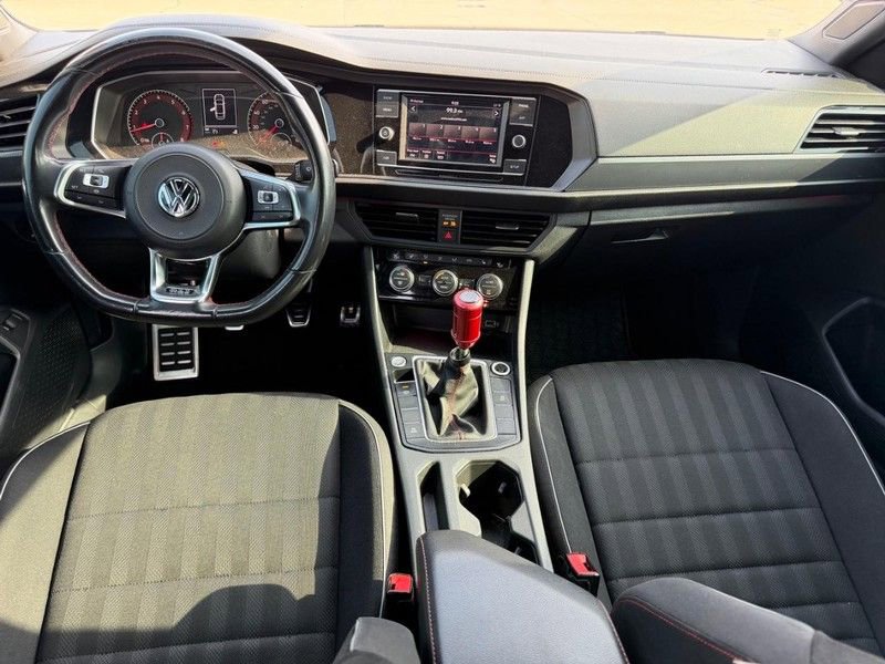 Used 2019 Volkswagen Jetta GLI image 7