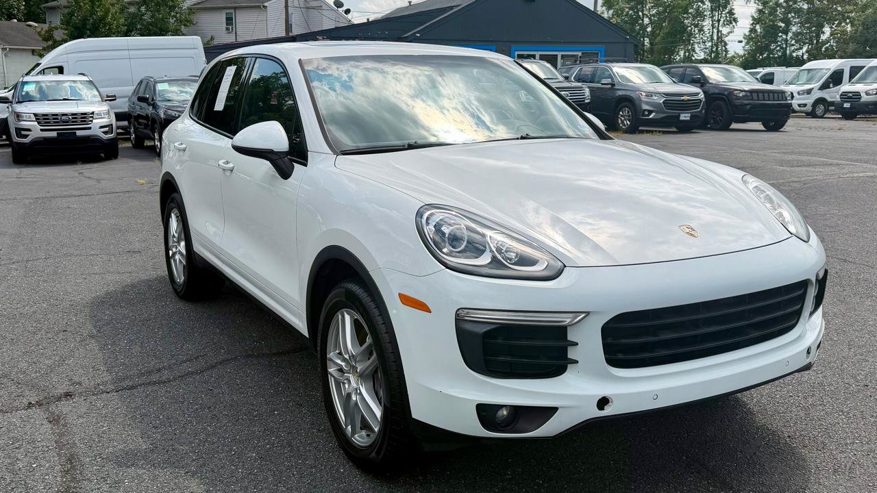 Used 2016 Porsche Cayenne AWD/4WD image 4