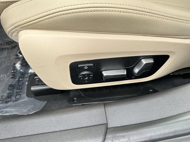 Used 2020 BMW 330i Sedan w/ Convenience Package RWD image 12