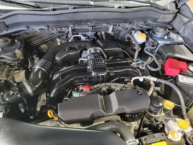 Used 2015 Subaru Forester 2.5i Premium AWD/4WD image 35