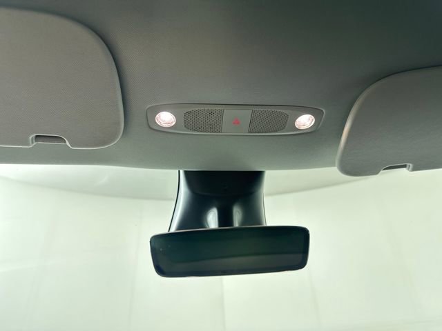 Used 2022 Tesla Model Y Performance image 23