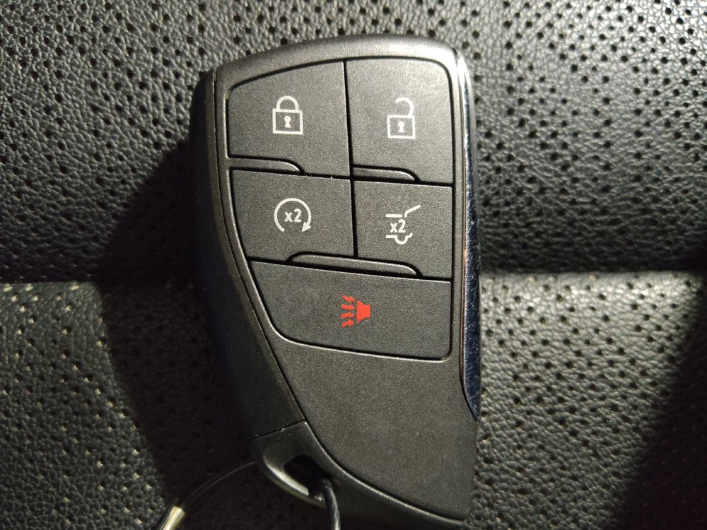 Used 2025 Chevrolet Equinox LT w/ Convenience Package II image 32