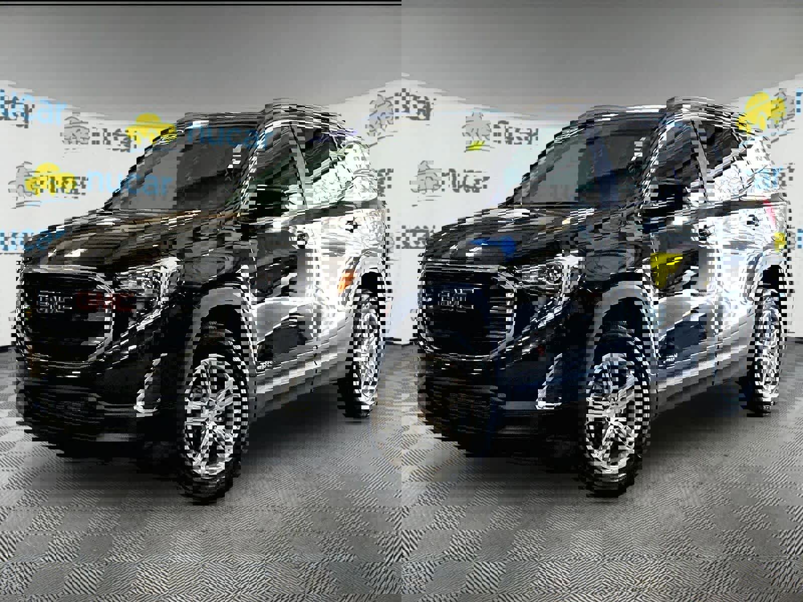 Used 2021 GMC Terrain SLE w/ Driver Convenience Package image 3