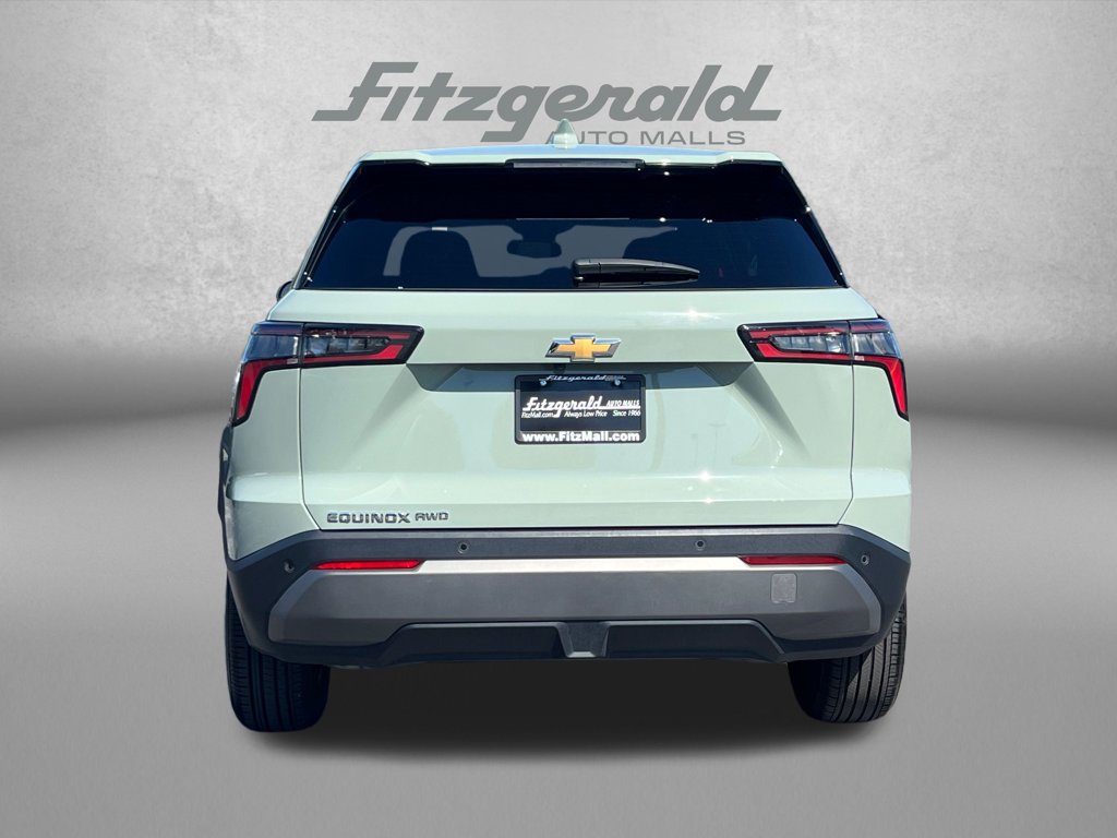 Used 2026 Chevrolet Equinox LT AWD/4WD image 7