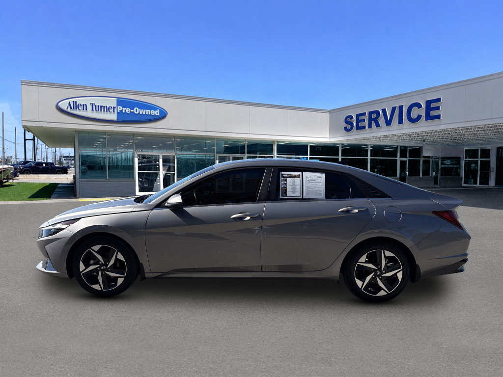 Used 2023 Hyundai Elantra Limited FWD image 5