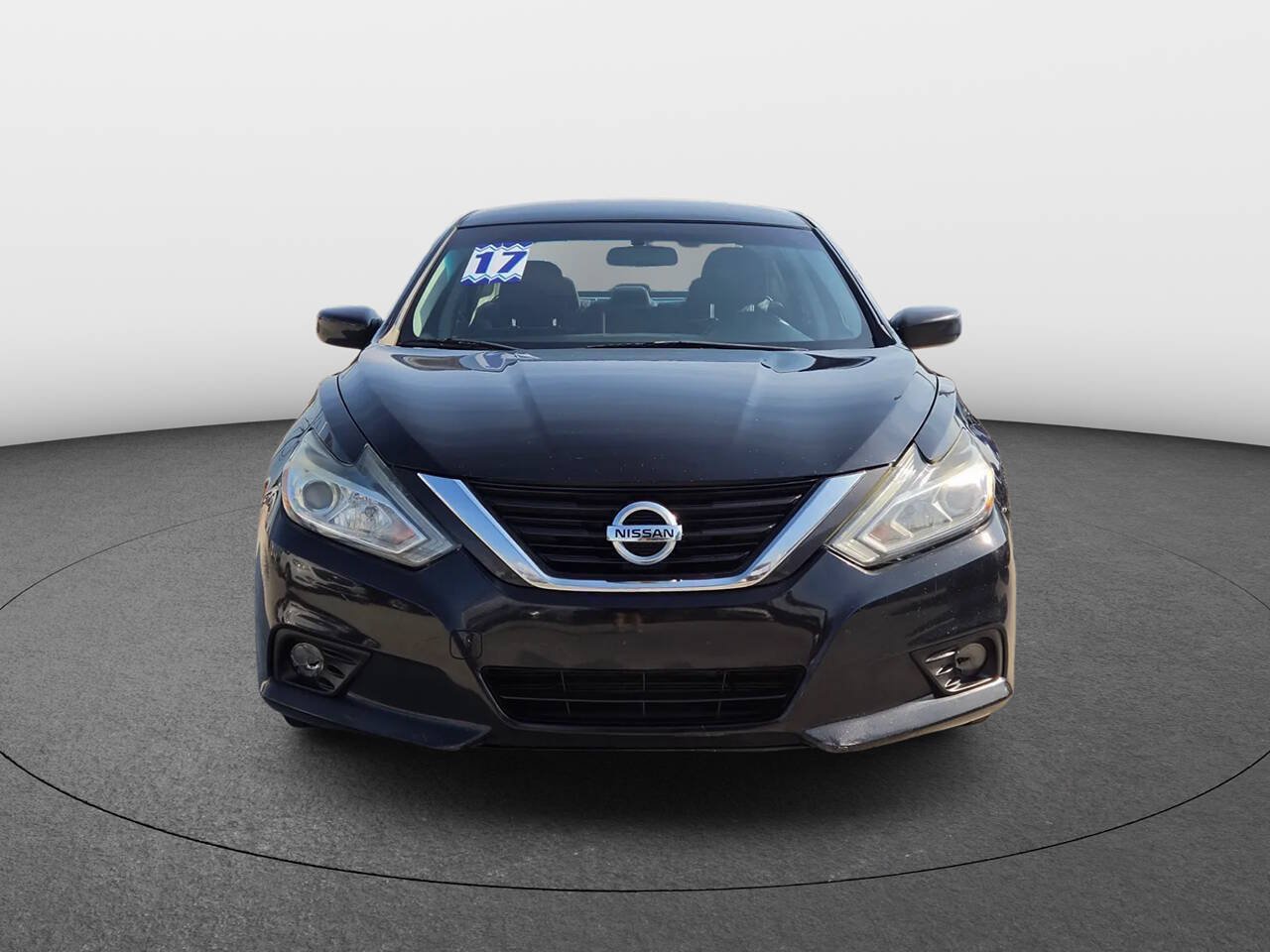 Used 2017 Nissan Altima 2.5 SV FWD image 3