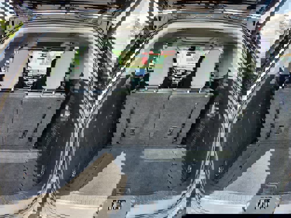 Used 2022 Ford Explorer XLT image 21